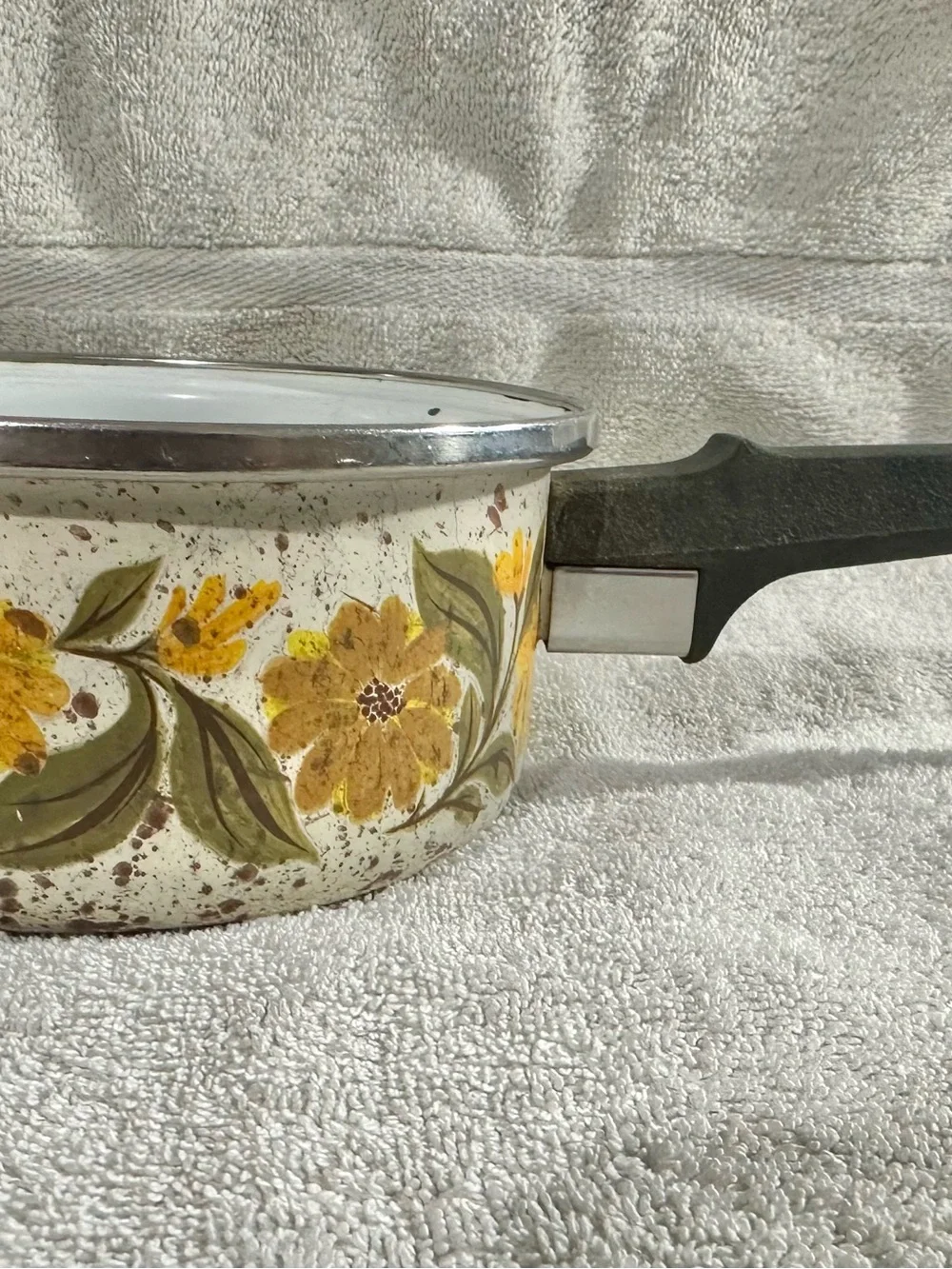 Vintage 70s JMP Capri Floral Enamel Saucepan Made in Spain